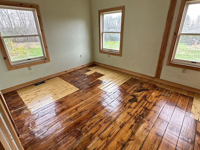 259 Leach Hill Rd #B — Photo 12