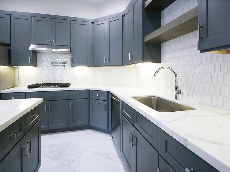 5113 Hershe St #B — Photo 11