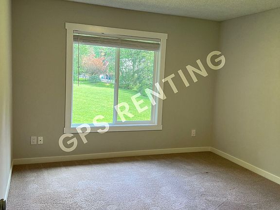 5th image of 12208 NE 147th Pl Unit B