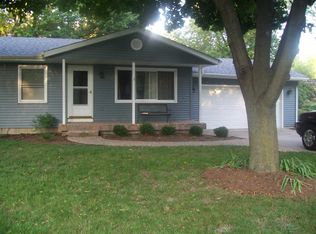 1116 Garfield Ave, Lansing, MI 48917