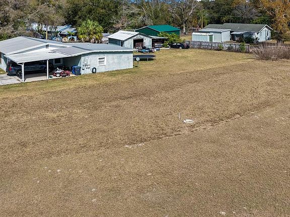 3rd image of 910 Lytle St SW #35