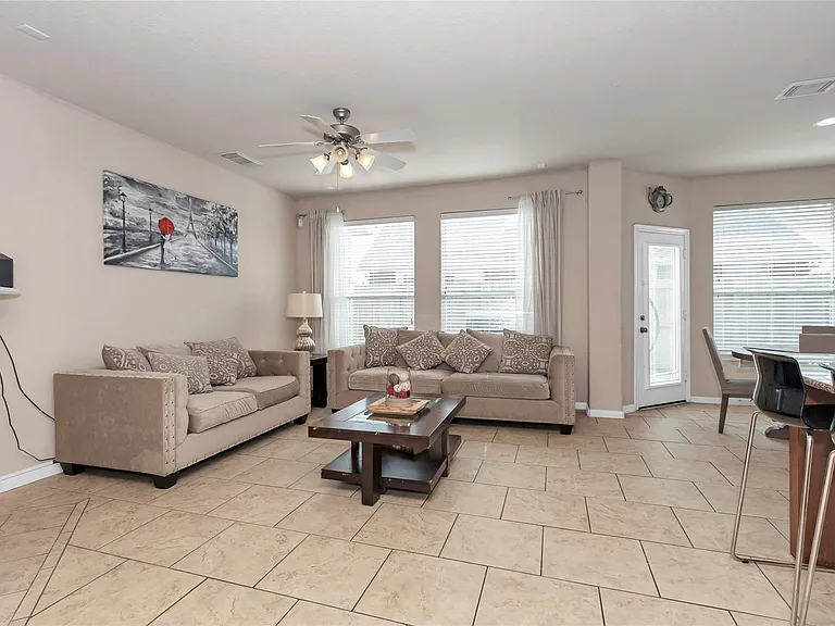 5915 Estonia Ct — Photo 7