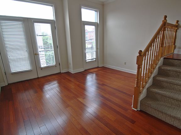 4th image of 1721 Fairmount Ave #2 B