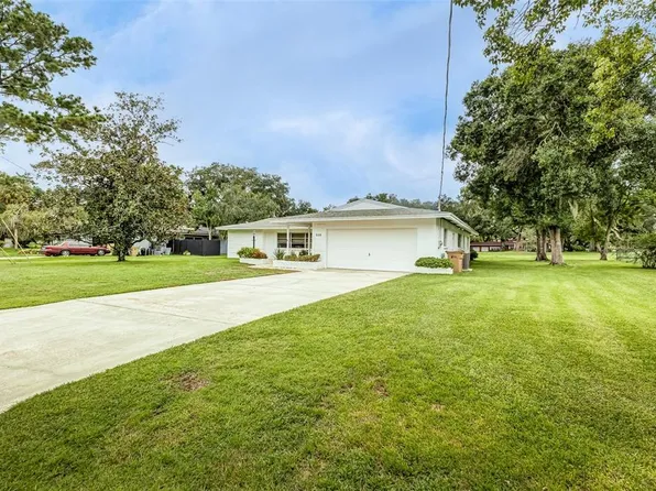 936 N RIVERHILLS DRIVE, TAMPA, FL 33617