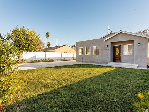 5th image of 22044 Valerio St