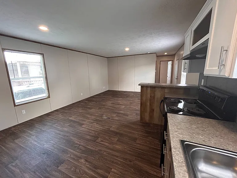 4801 Goldfield #66 — Photo 9