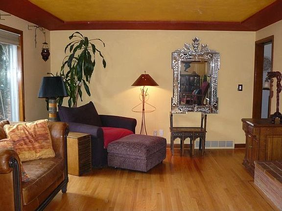 Living Rm hardwoods