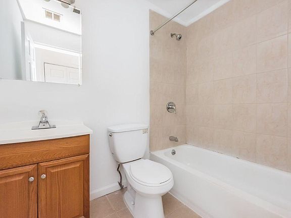 5th image of 385 Palisade Ave APT 5