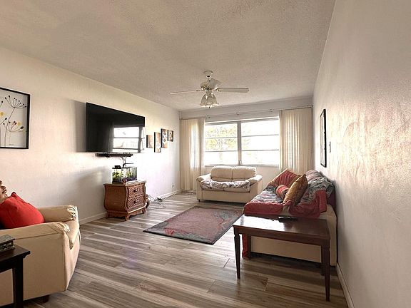 5th image of 1400 NW 43rd Terrace #105