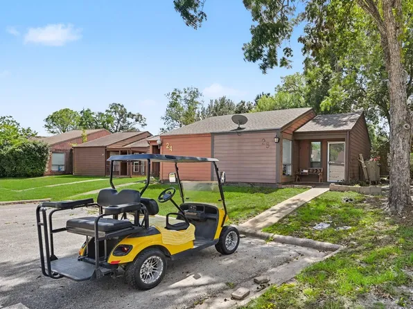 25 Townhouse Ln #Townhouse 25, Trinity, TX 75862