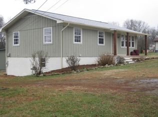 1115 Stevens Ln, Lenoir City, TN 37771