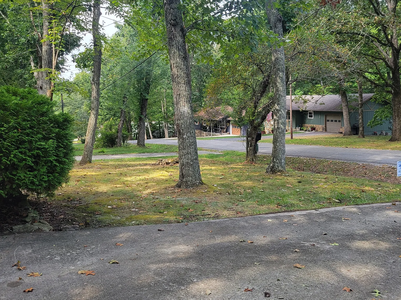 214 Lakeshire Drive - . — Photo 3