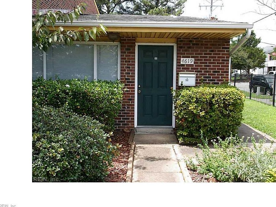 1st image of 4619 Colley Ave #301