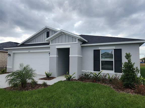 2nd image of 223 Summerlin Ln