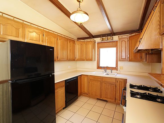 5th image of 1512 Glen Ellyn Rd