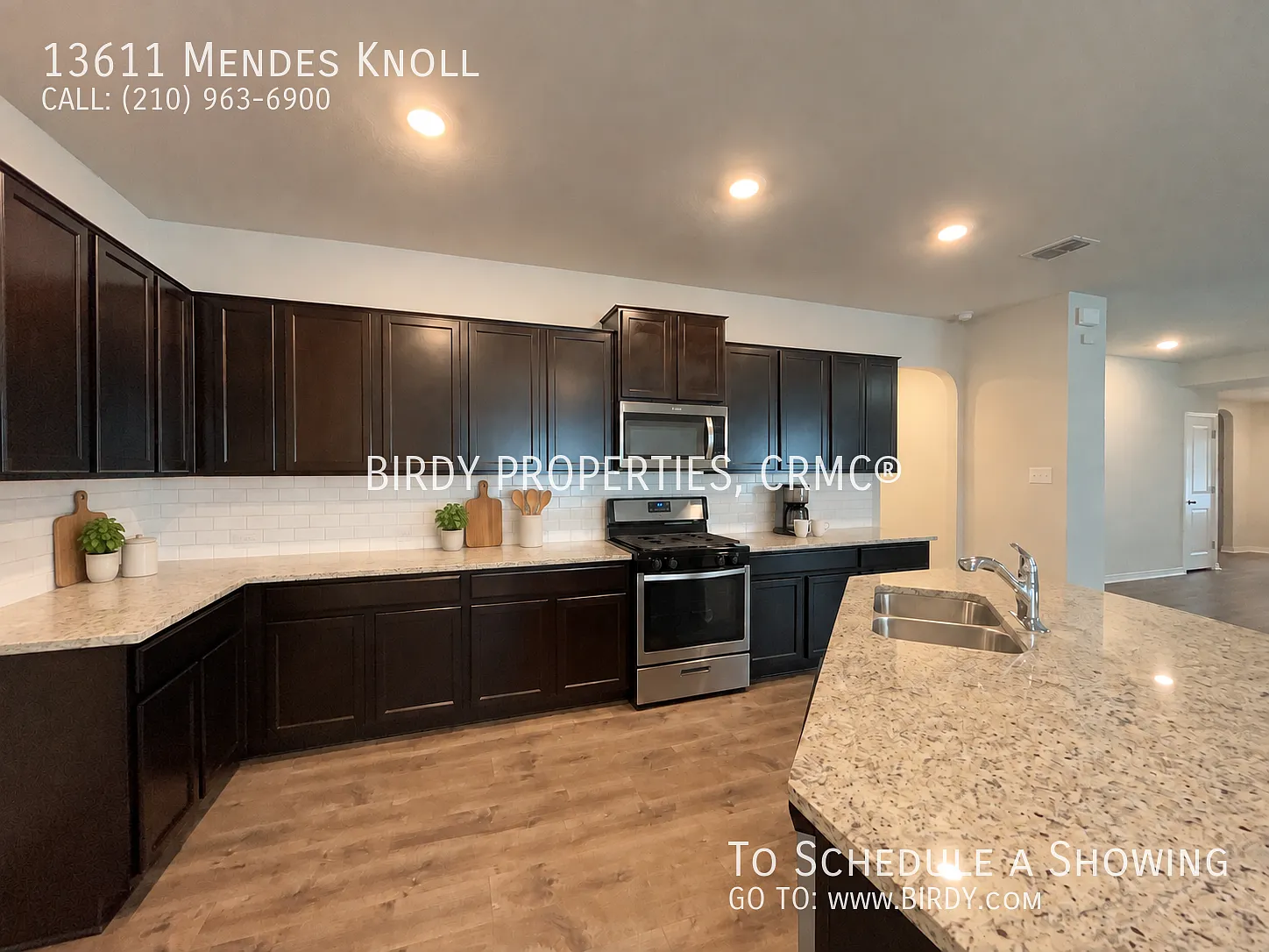 "Spacious 4 Bed, 2 Bath Home in San Antonio, TX with 1901 sq.ft. of Comfortable Living Space!" — Photo 4