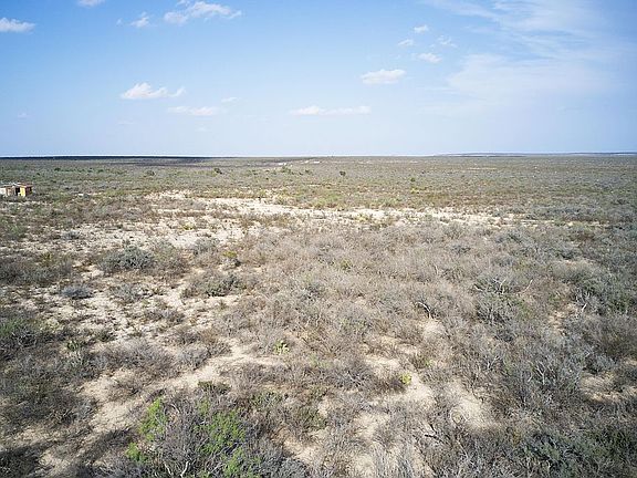 5th image of 126 County Road 1865