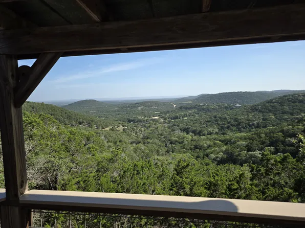 294 Sanders Way, Center Pt, TX 78010