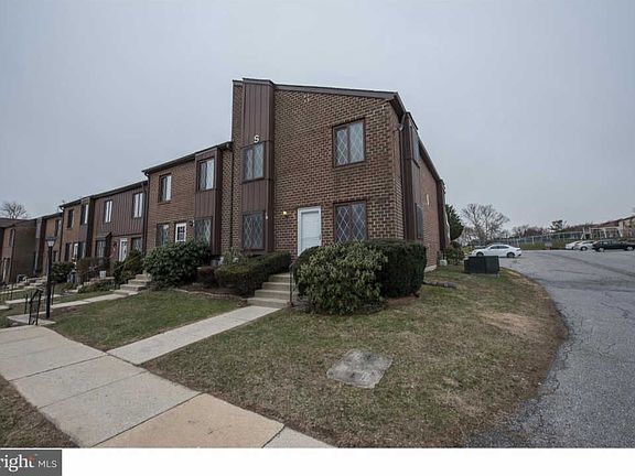 3rd image of 5200 Hilltop Dr #378