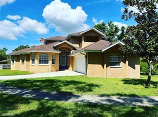 4015R Woodacre Ln, Tampa, FL 33624