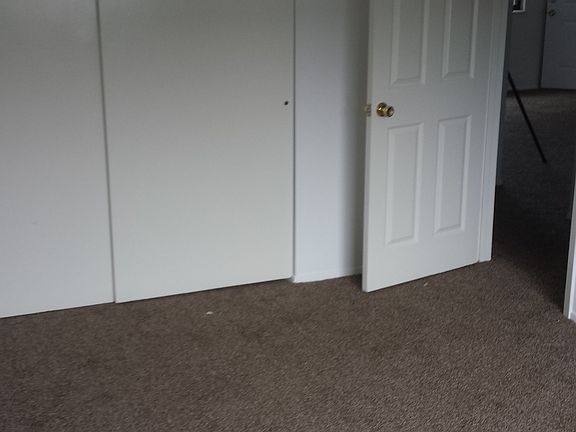 3rd image of 1425 Esic Dr APT 4