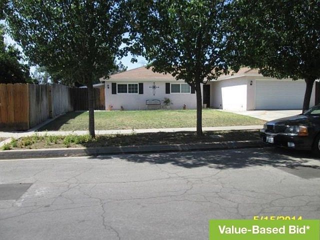 1st image of 4525 N Briarwood Ave