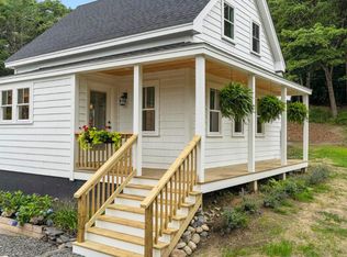 9 Bayville Rd, Boothbay Harbor, ME 04538