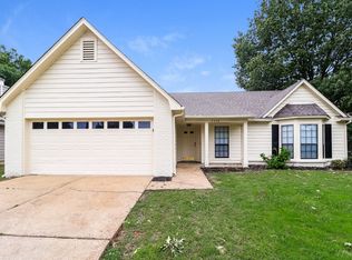 7579 Valley Mist Dr, Memphis, TN 38133