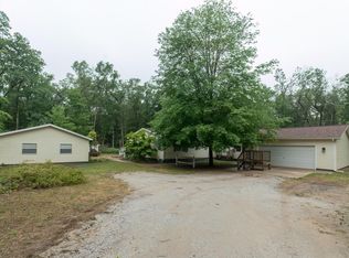 5343 Staple Rd, Twin Lake, MI 49457