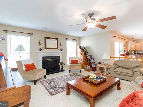 3rd image of 11600 Heronview Dr