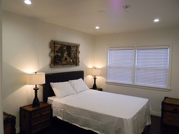 4th image of 3316 Barham Blvd