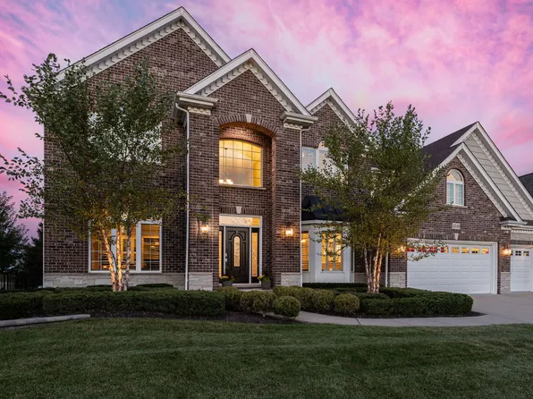 4540 Shumard Ln, Naperville, IL 60564