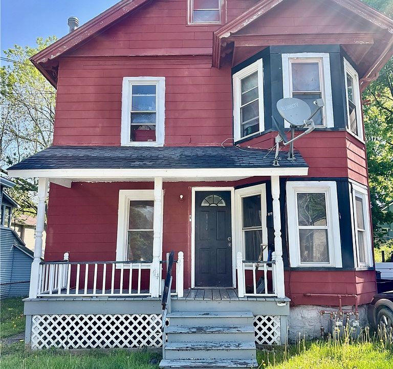 1st image of 44 Delevan St