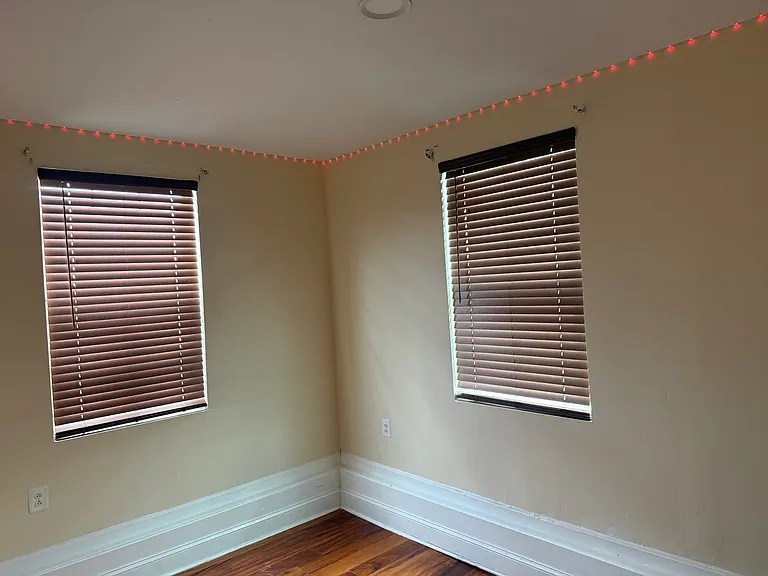 231 Southeastern Ct — Photo 15