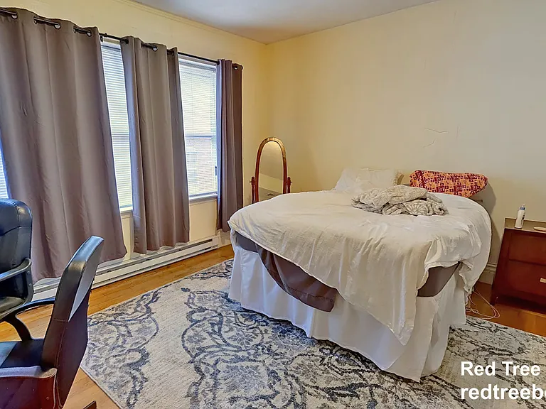1406 Beacon St #3A — Photo 4