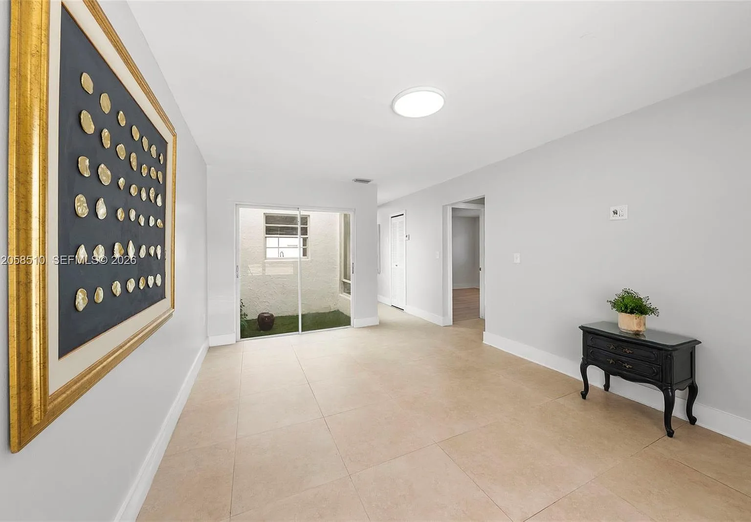 West Flagler Estates Cond — Photo 3