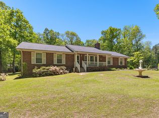 140 E Crestwood Rd, Tyrone, GA 30290