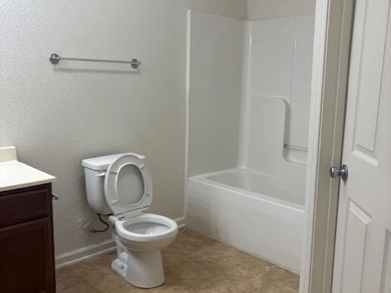 Kinway Apartments - TK — Photo 2
