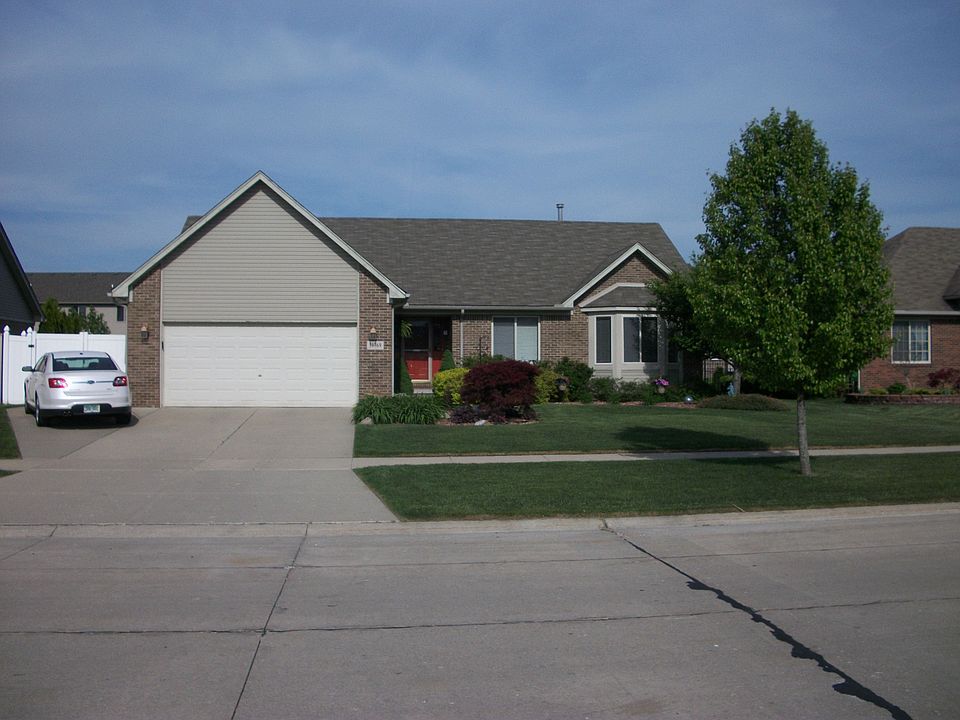 1st image of 31769 Lavender Dr