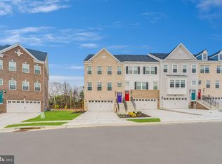 1705 Water Crossing Rd, Pikesville, MD 21208