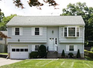 75 Dry Hill Rd, Norwalk, CT 06851