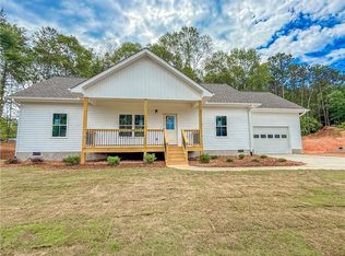 222 Simpson St, Westminster, SC 29693