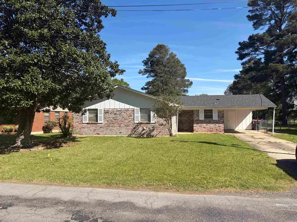 (undisclosed Address), Pine Bluff, AR 71603
