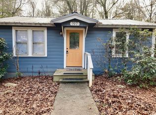 197 Cragmont Rd, Black Mountain, NC 28711