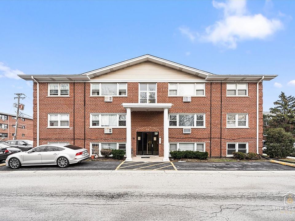 1st image of 10154 Hartford Ct APT 3A
