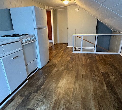 2nd image of 157 W High St APT 7