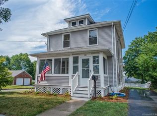32 Roberts St, Middletown, CT 06457