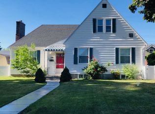 818 W York Ave, Spokane, WA 99205