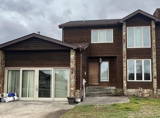 28 Mountain View Ln, Hazard, KY 41701