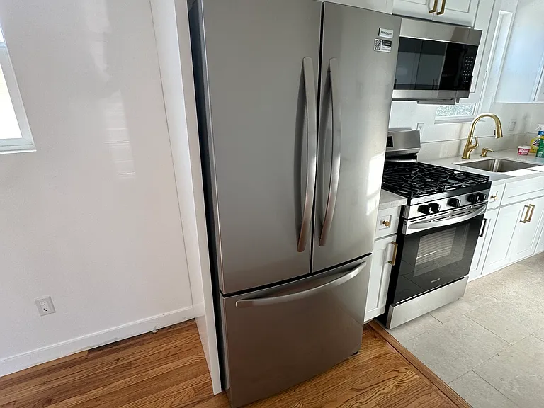 5930 Willoughby Ave #5934-1/2 — Photo 14